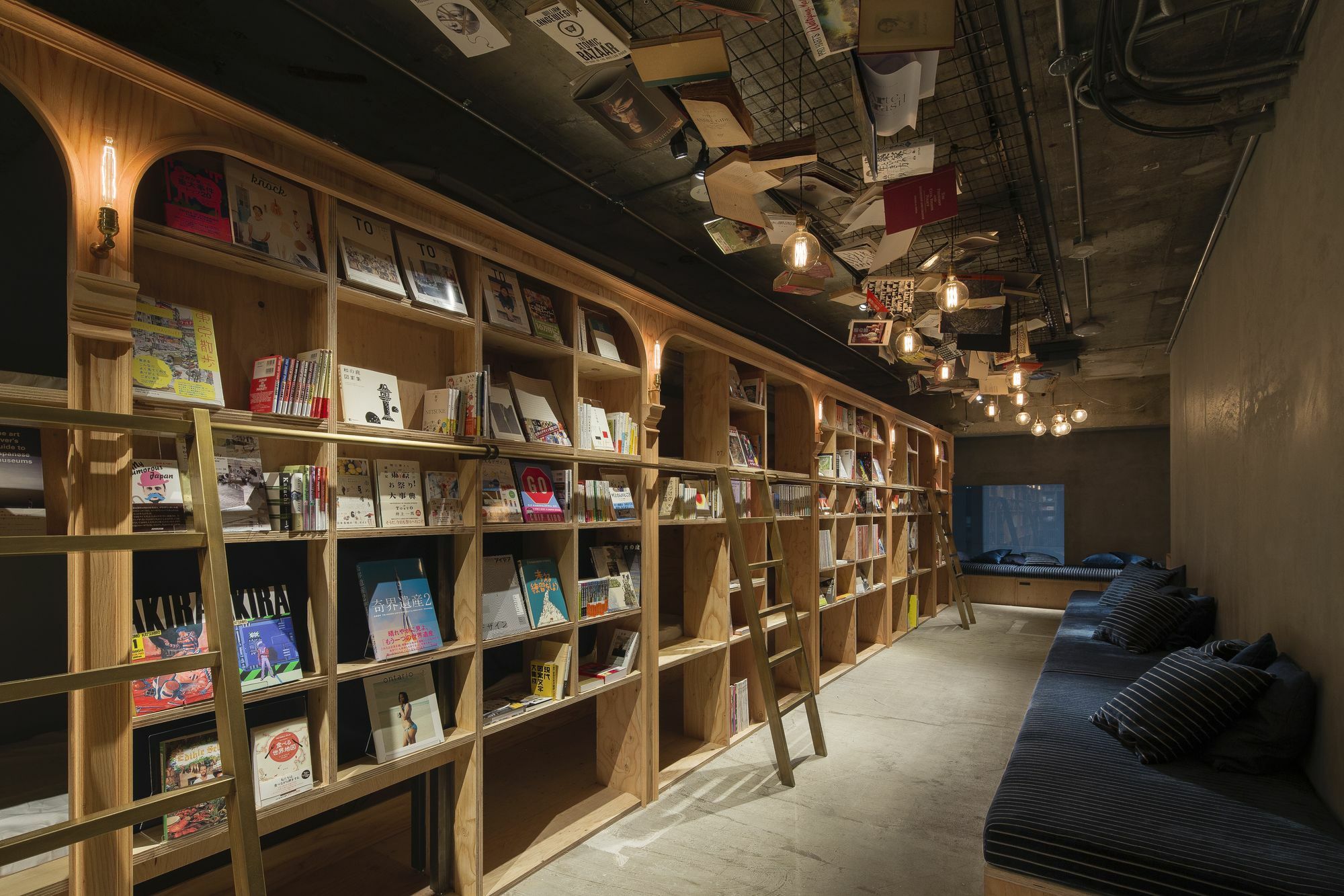 Book And Bed Ikebukuro Albergue *